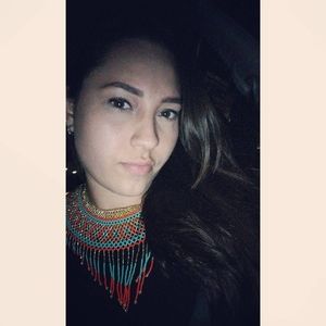 Meet your Posher, Raysa